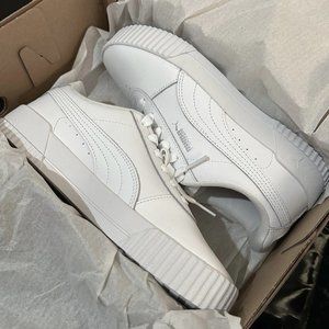 NWT PUMA Women's Carina Sneaker in White/Silver Size 7.5